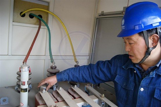 LG-TDG12高壓電工作業(yè)操作考核設(shè)備