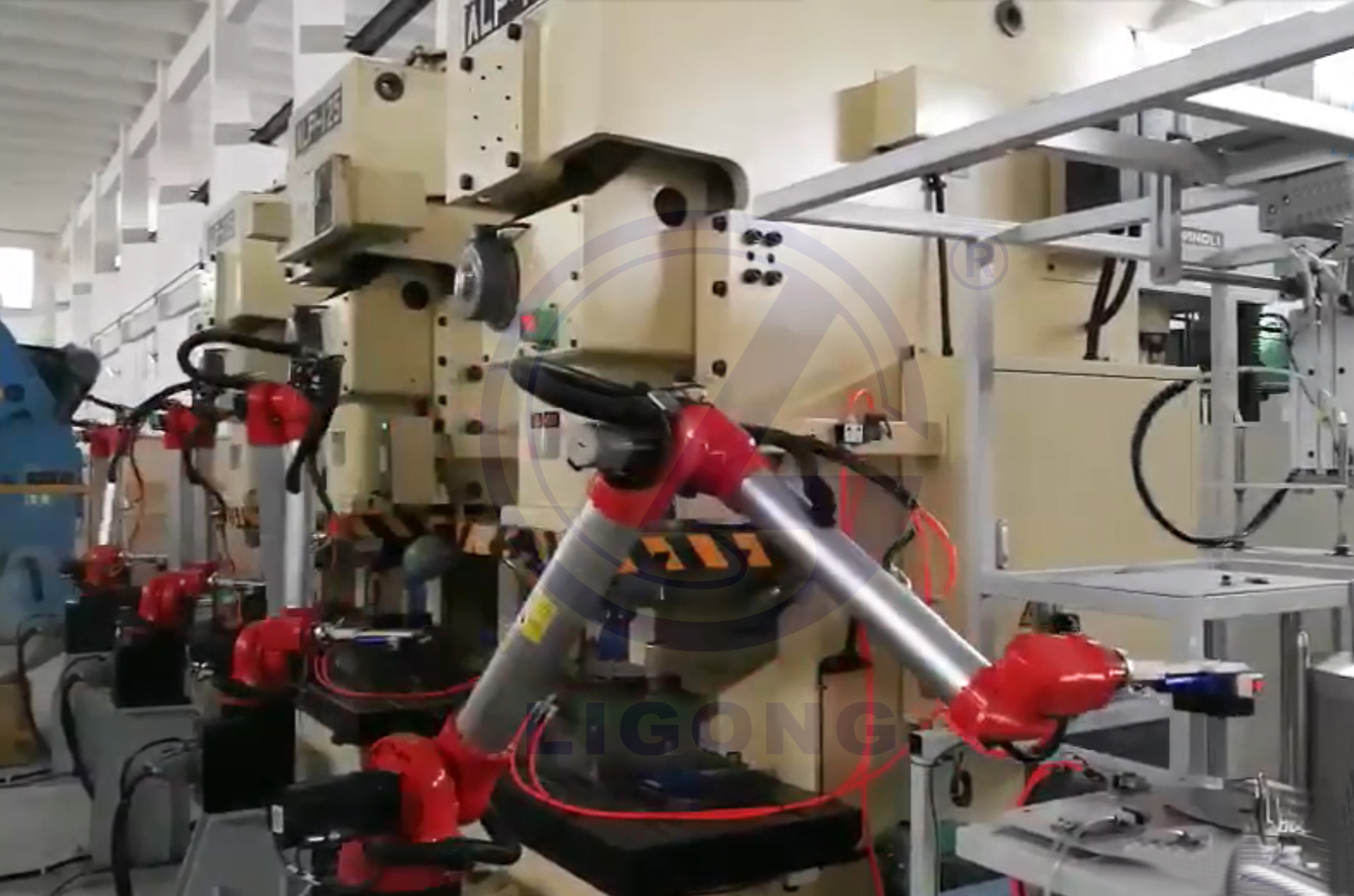 沖壓生產線工業機器人